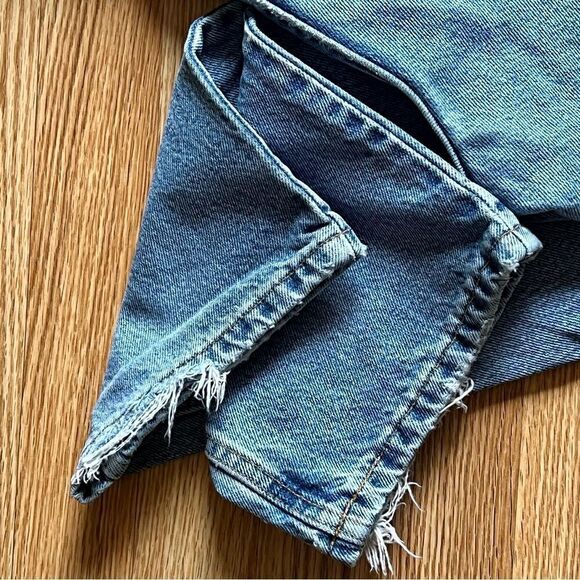 VINTAGE Levi’s 540 Brown Tab Relaxed Fit Jeans. - Picture 9 of 16